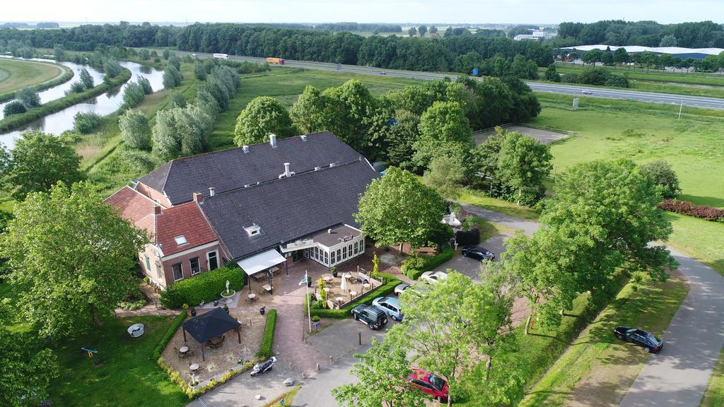 Hotel In Den Stallen Winschoten Exterior photo
